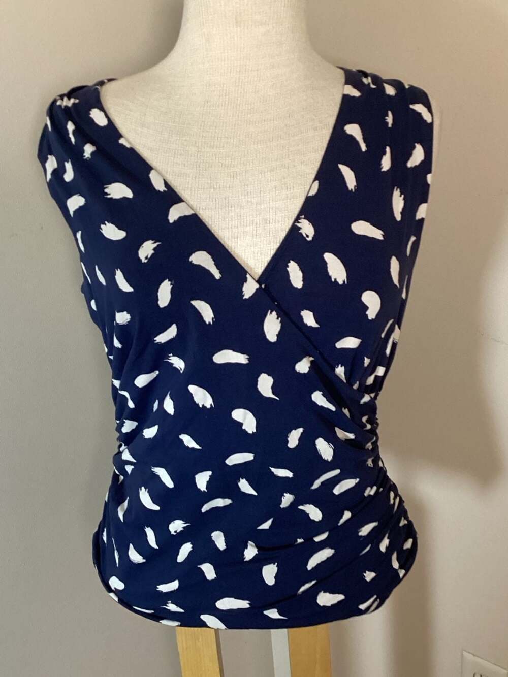 Boden Navy and White Abstract Print Sleeveless Ruched Wrap Top US 10